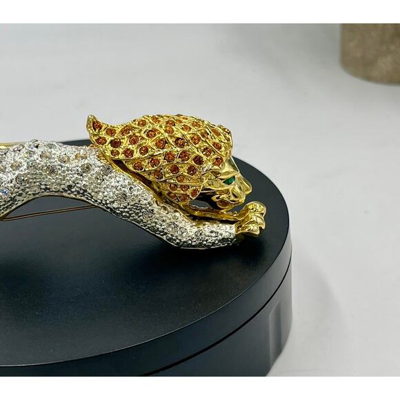 Vintage Rhinestone Gold Silver Leaping Lion Green Eyes Shoulder Brooch - Picture 3 of 10